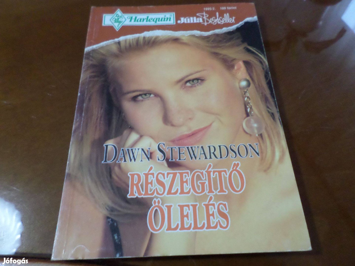 Júlia Dawn Stewardson 1995/2. Részegítő ölelés bestseller Romantikus