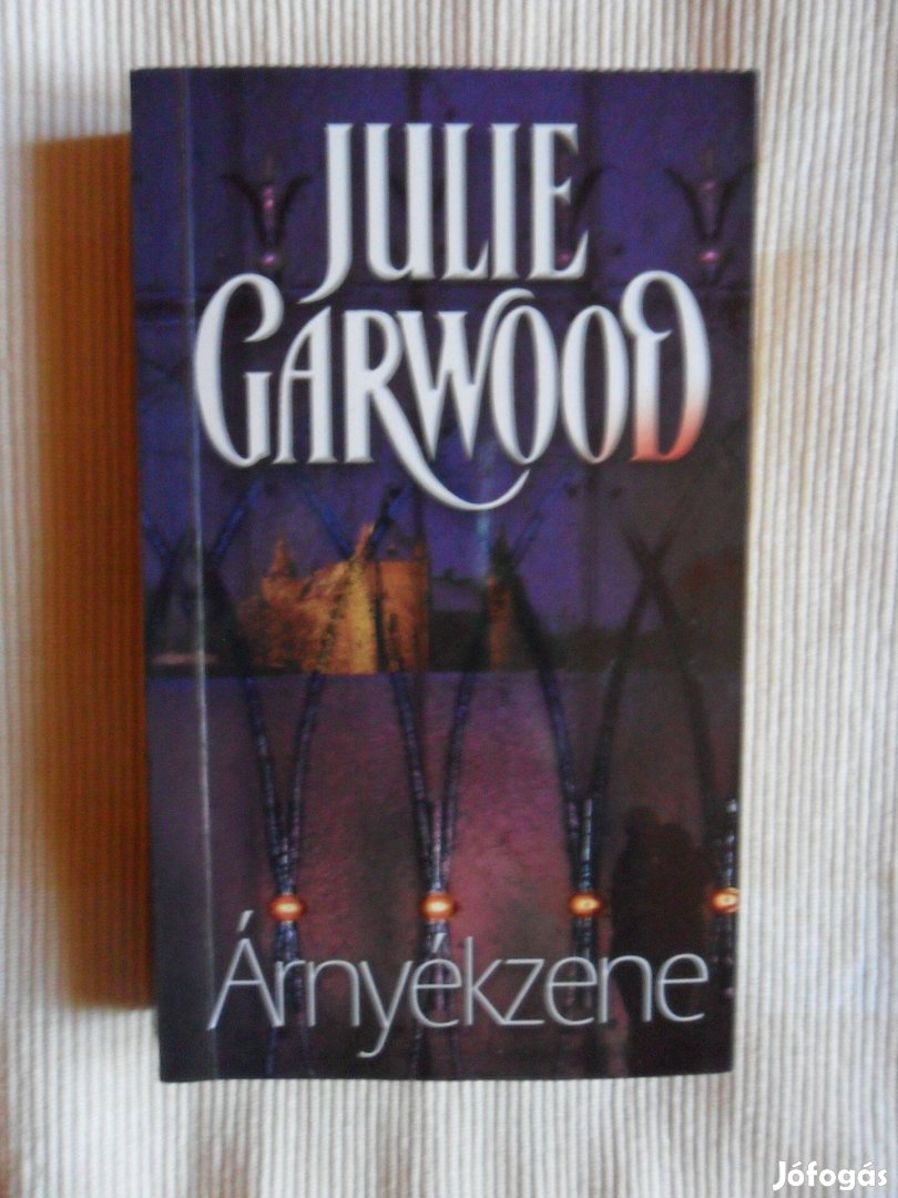 Julie Garwood Árnyékzene Felföldi urak 3.