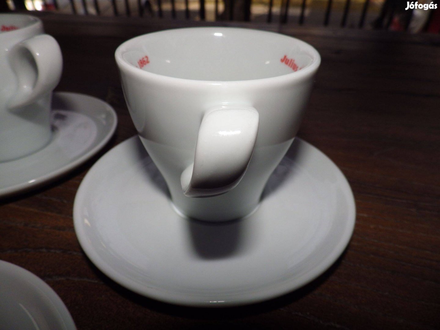 Julius Meinl fehér porcelán csésze Melange 4 + tejes kancsó