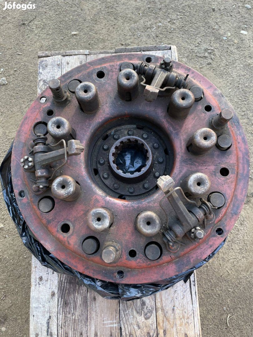 Jumz traktor - kuplung nyomszerkezet