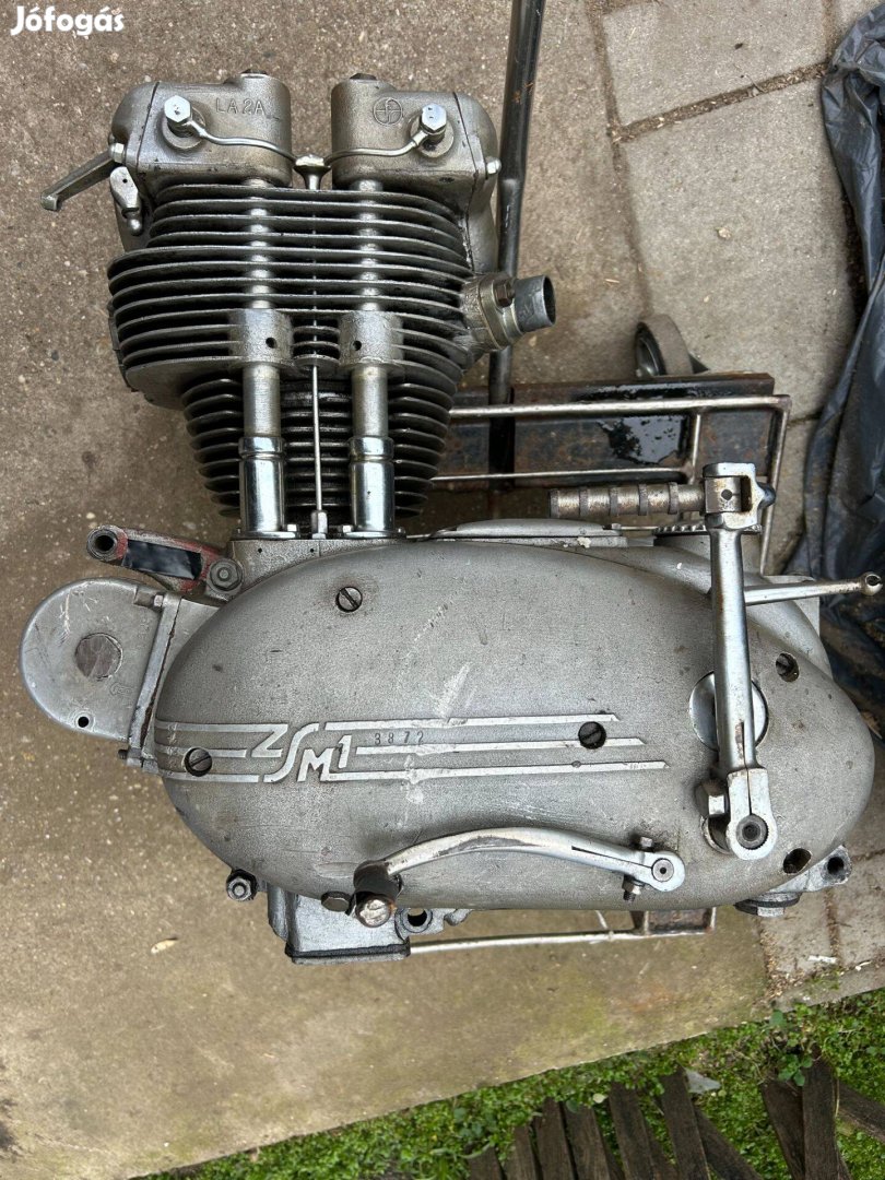 Junak M10 350 motorblokk