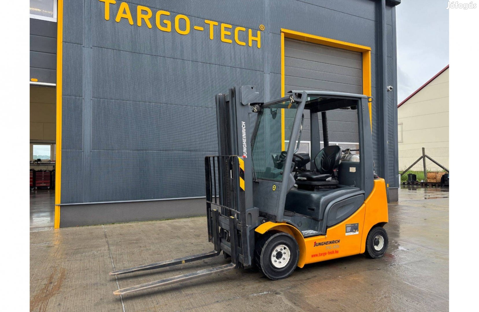 Jungheinirch TFG320s 2 tonnás targonca gáz triplex2014 oldalmozgató