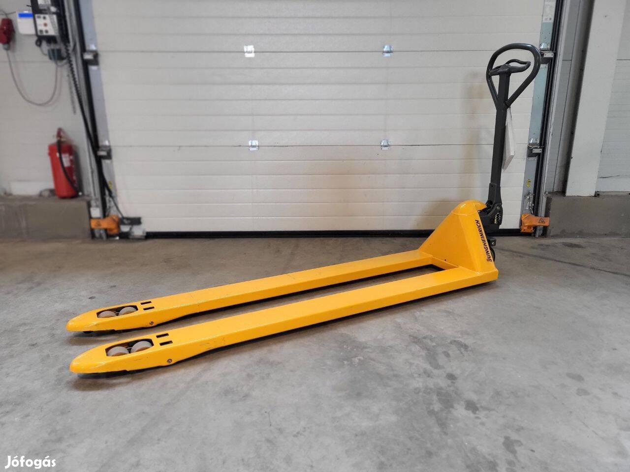 Jungheinrich AM 22 hidraulikus kézi raklapemelő béka 2.200 kg 1.900 mm