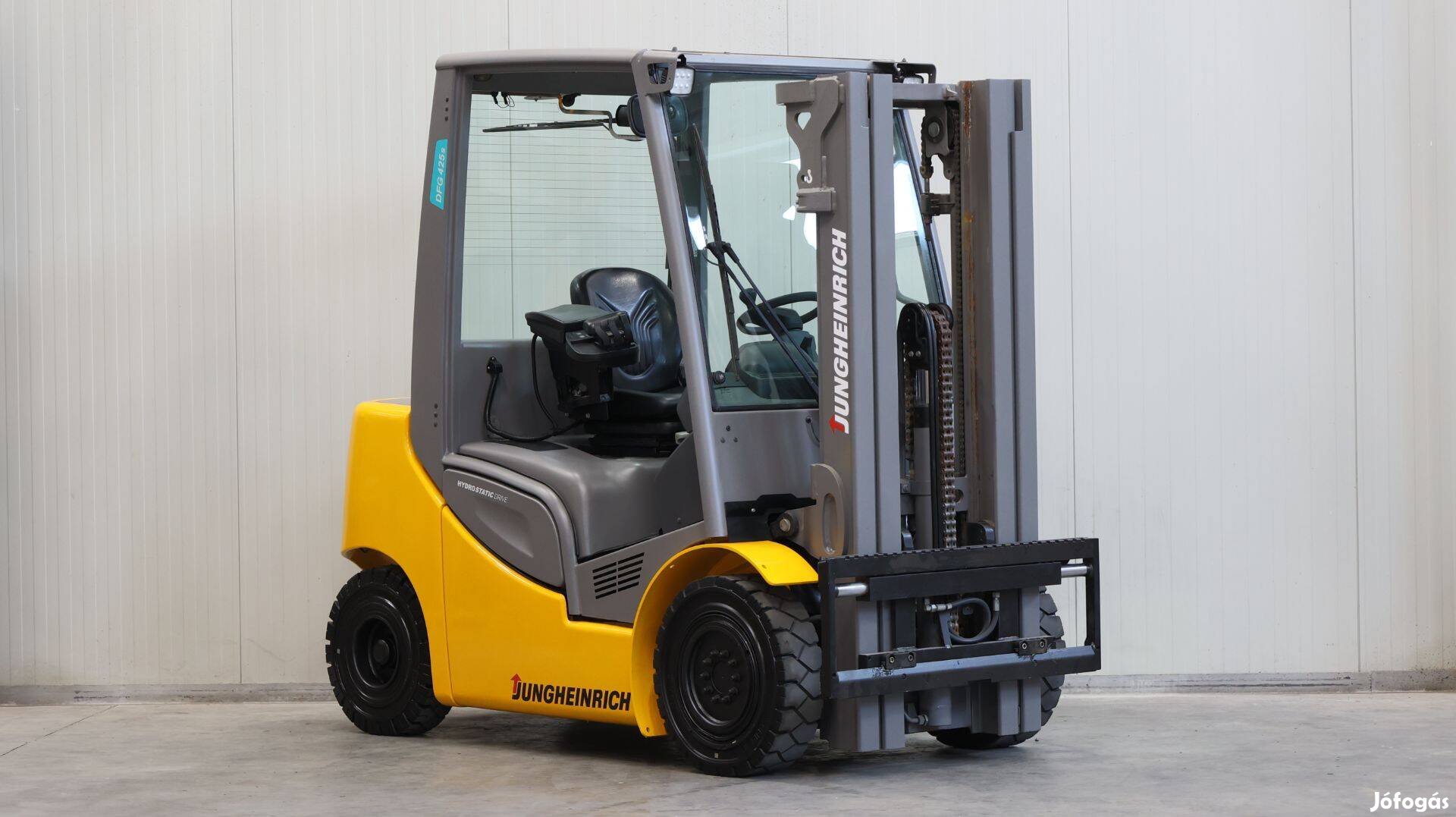 Jungheinrich DFG 425s 2,5 tonnás dízel targonca