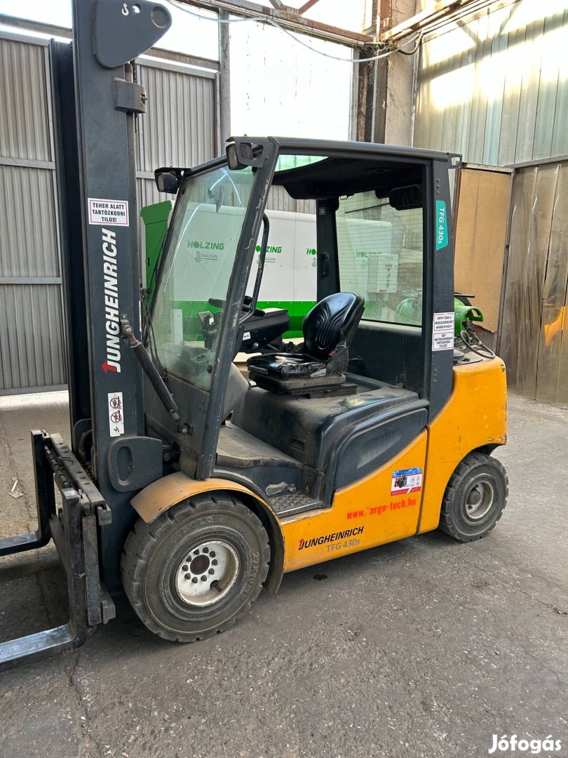 Jungheinrich TFG425S