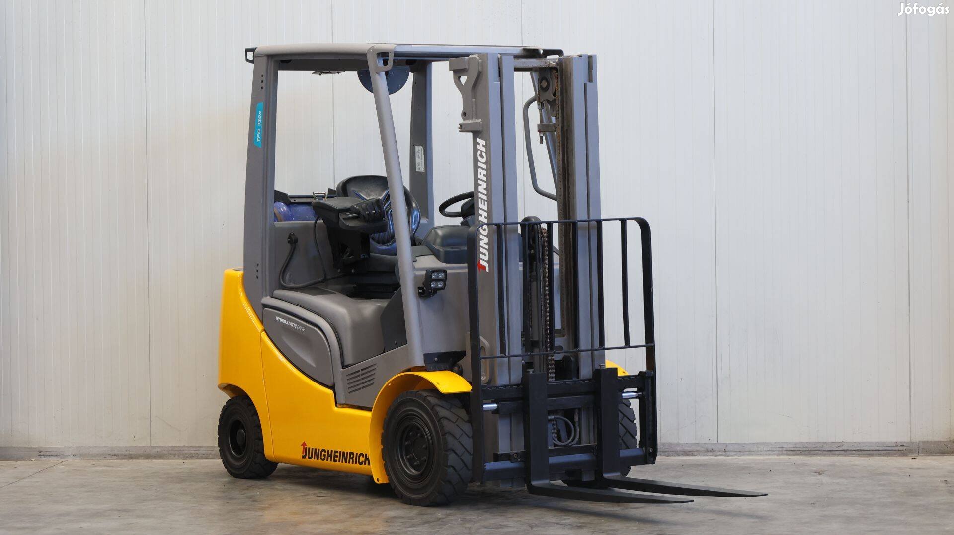 Jungheinrich TFG 320s 2 tonnás gázos targonca