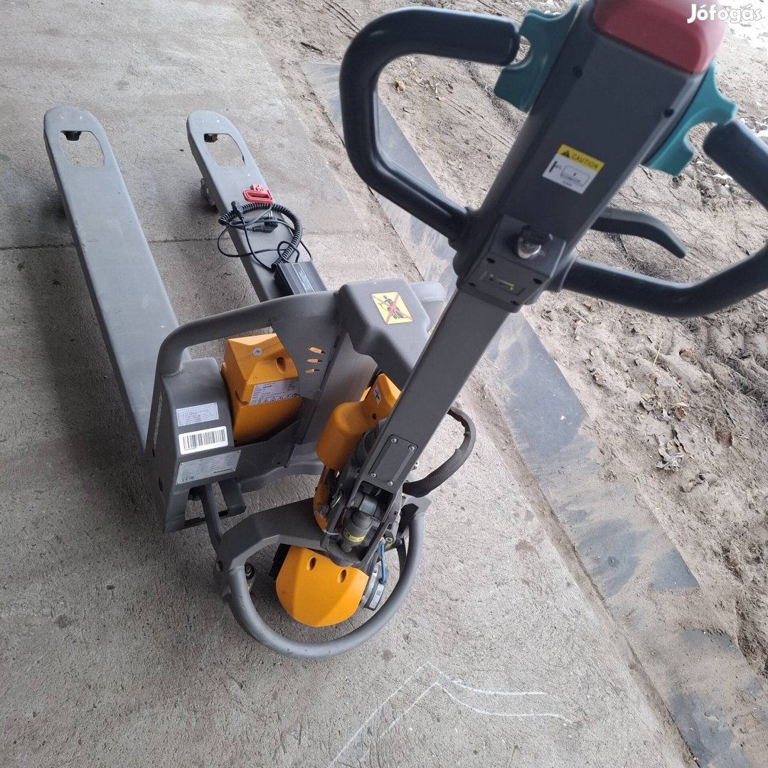 Jungheinrich elektromos raklapemelő eladó