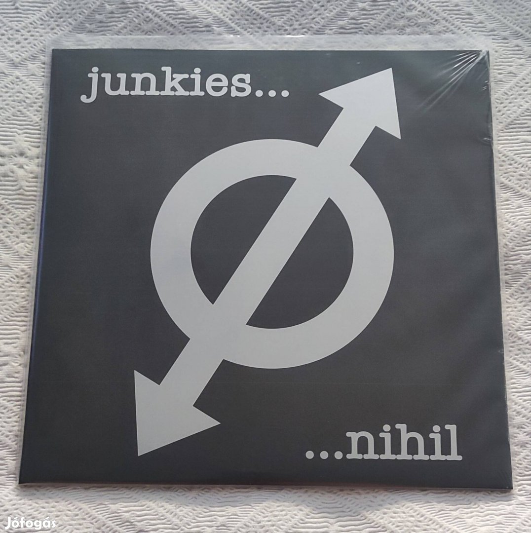 Junkies: Nihil bontatlan vinyl eladó 