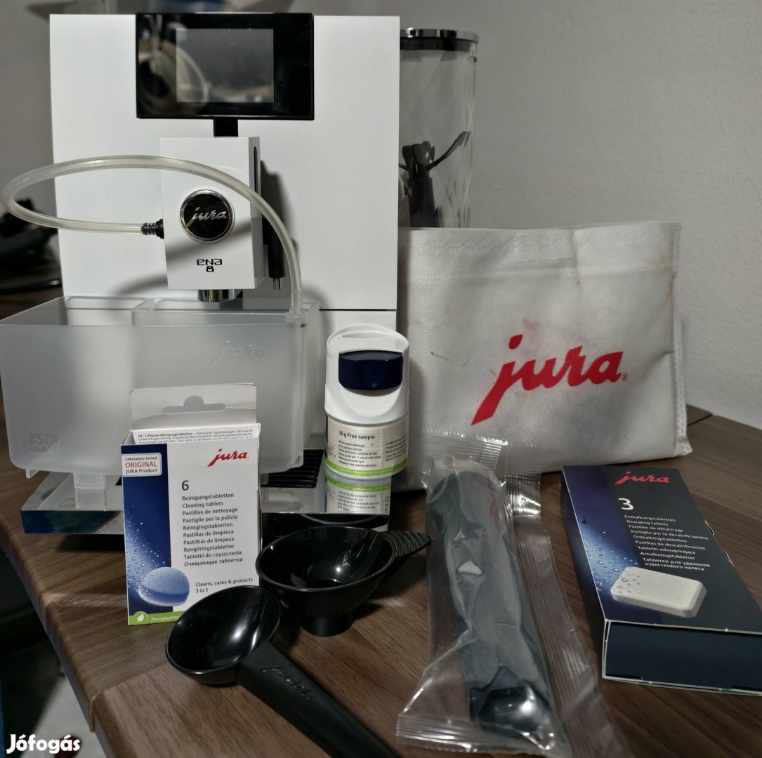 Jura ENA 8 Touch újszerű automata kávégép 3700 adag