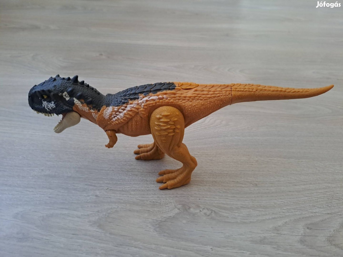 Jurassic World Skorpiovenator "Roar Strikers"