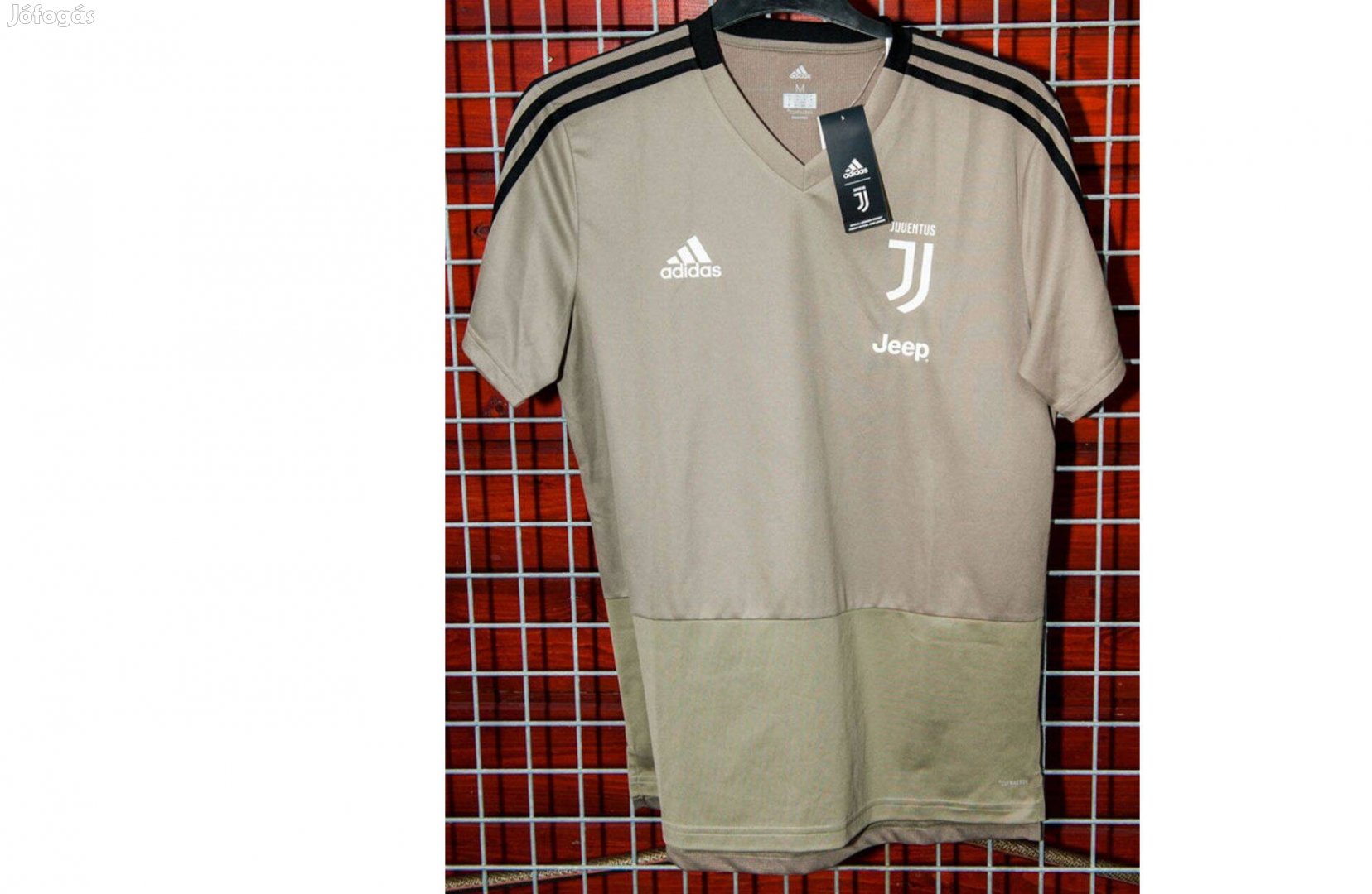 Juventus drapp eredeti adidas mez (M, XL)