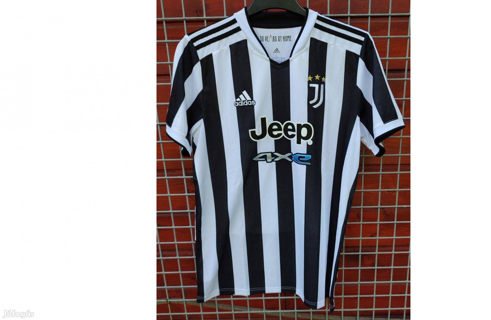Juventus eredeti adidas 2021-22-es mez (L, 2XL)