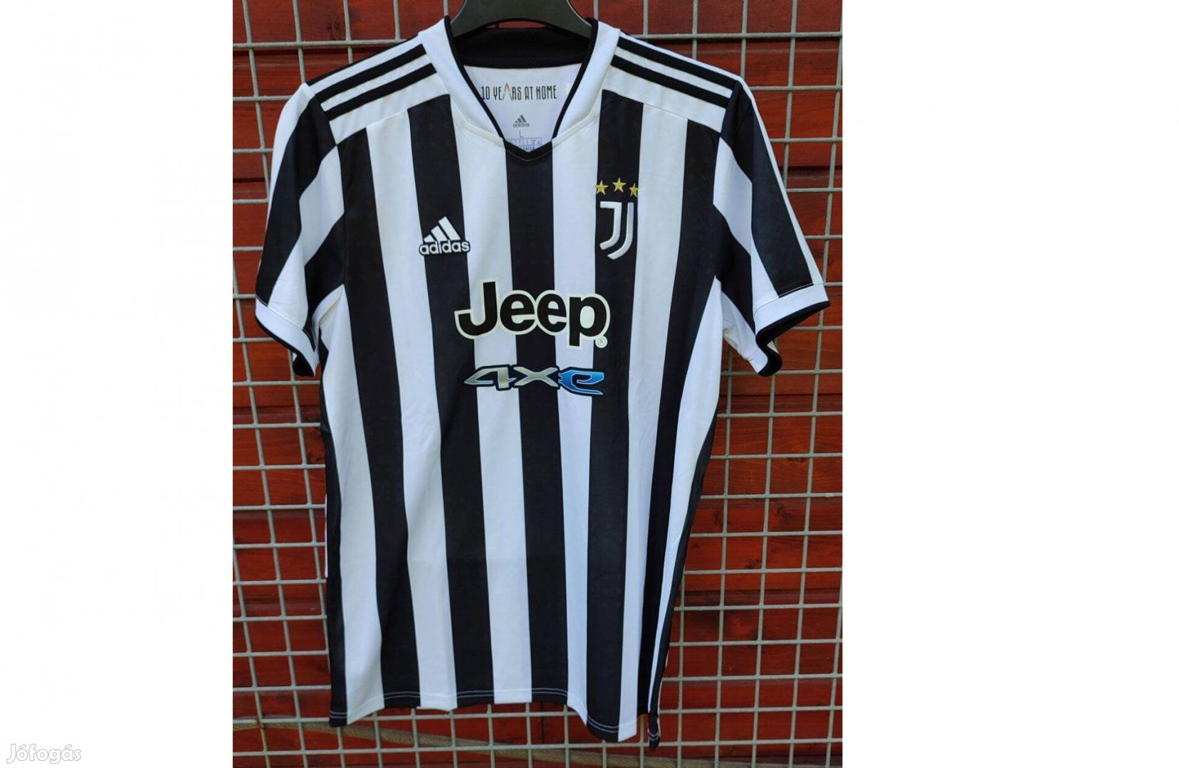 Juventus eredeti adidas 2021-22-es mez (L, 2XL)