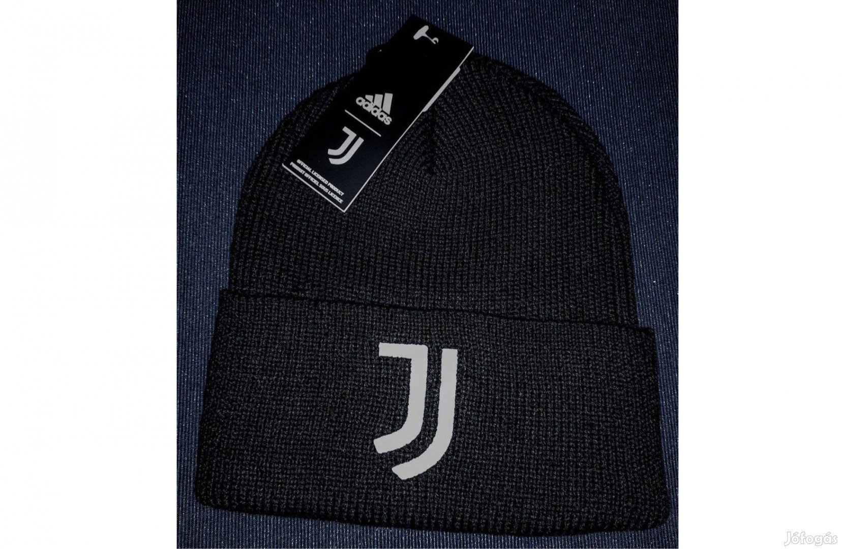 Juventus eredeti adidas fekete kötött sapka