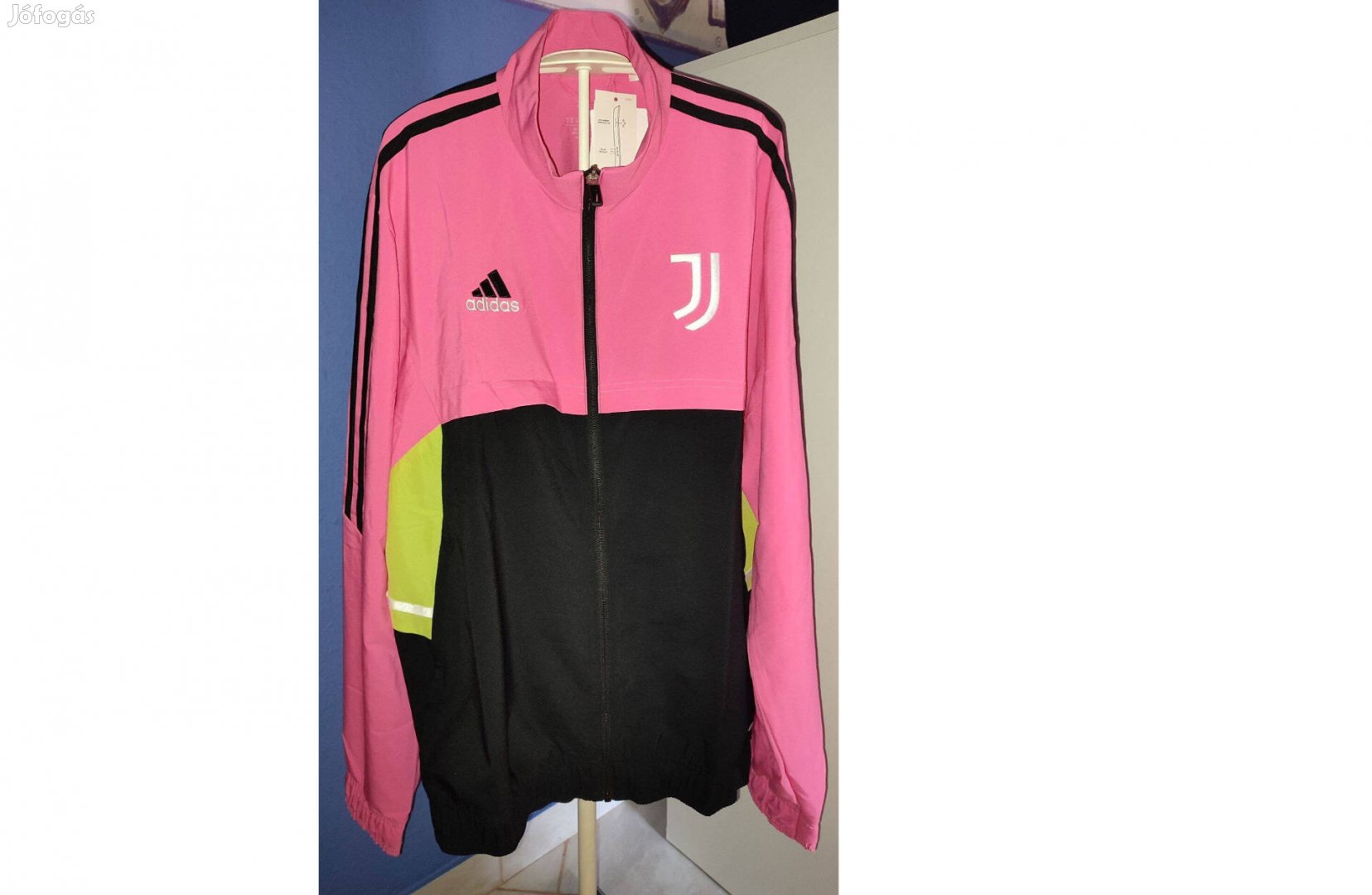 Juventus eredeti adidas pink fekete cipzáras felső (M, L, XL)
