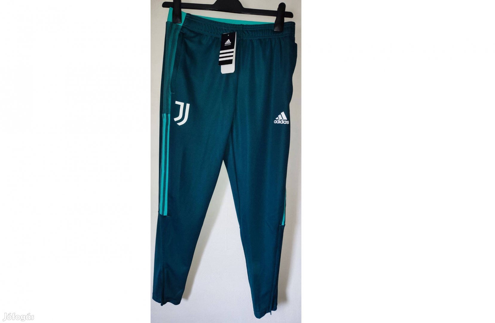 Juventus eredeti adidas zöld hosszú nadrág (M-es)