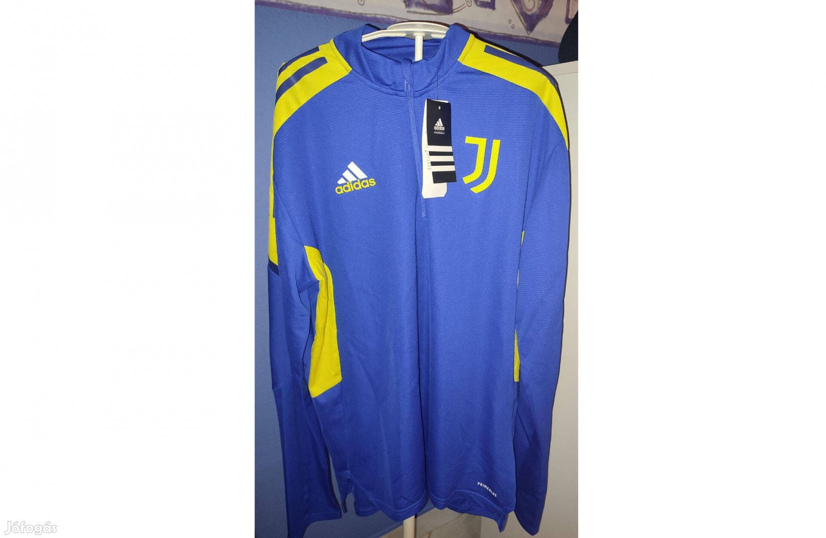 Juventus eredeti kék sárga adidas cipzáras nyakú felső M