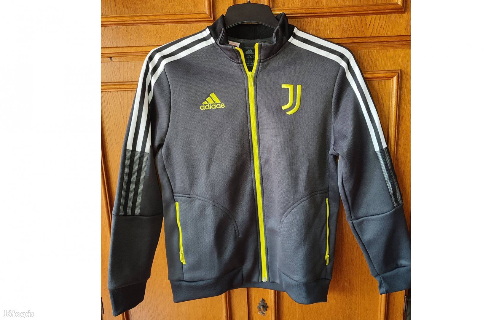 Juventus ezüst szürke eredeti adidas gyerek kabát - felső (L, 164)