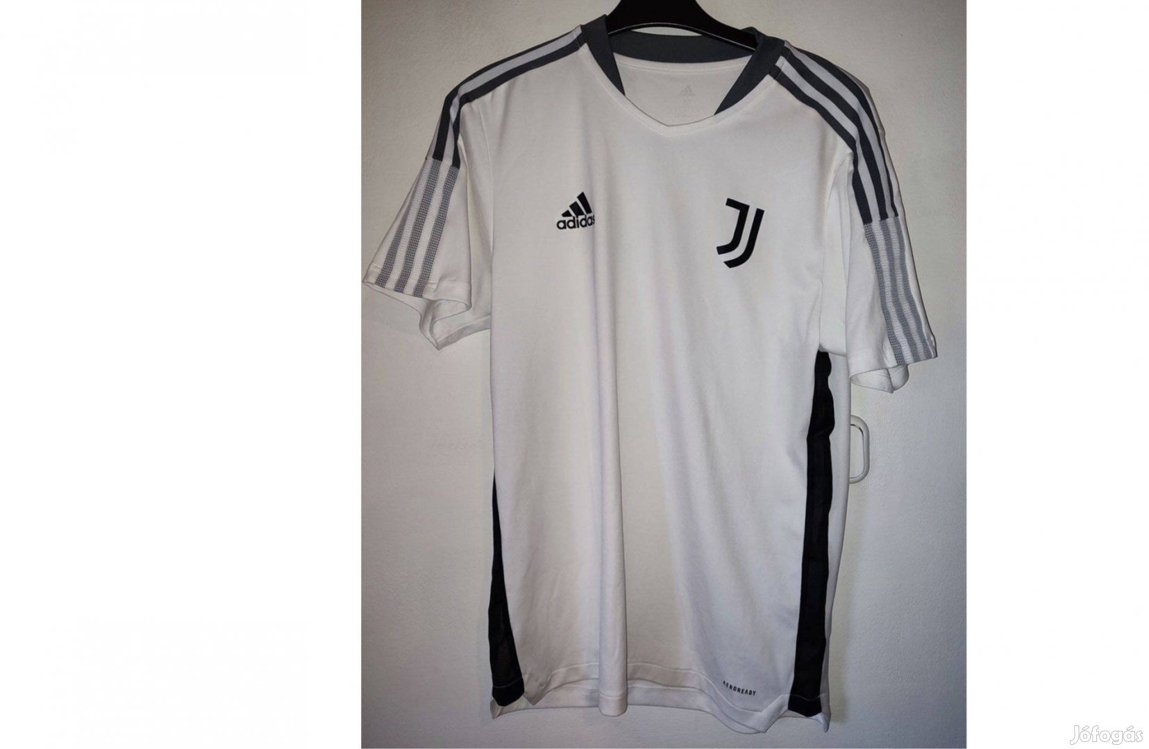 Juventus fehér eredeti adidas edzőmez (M)
