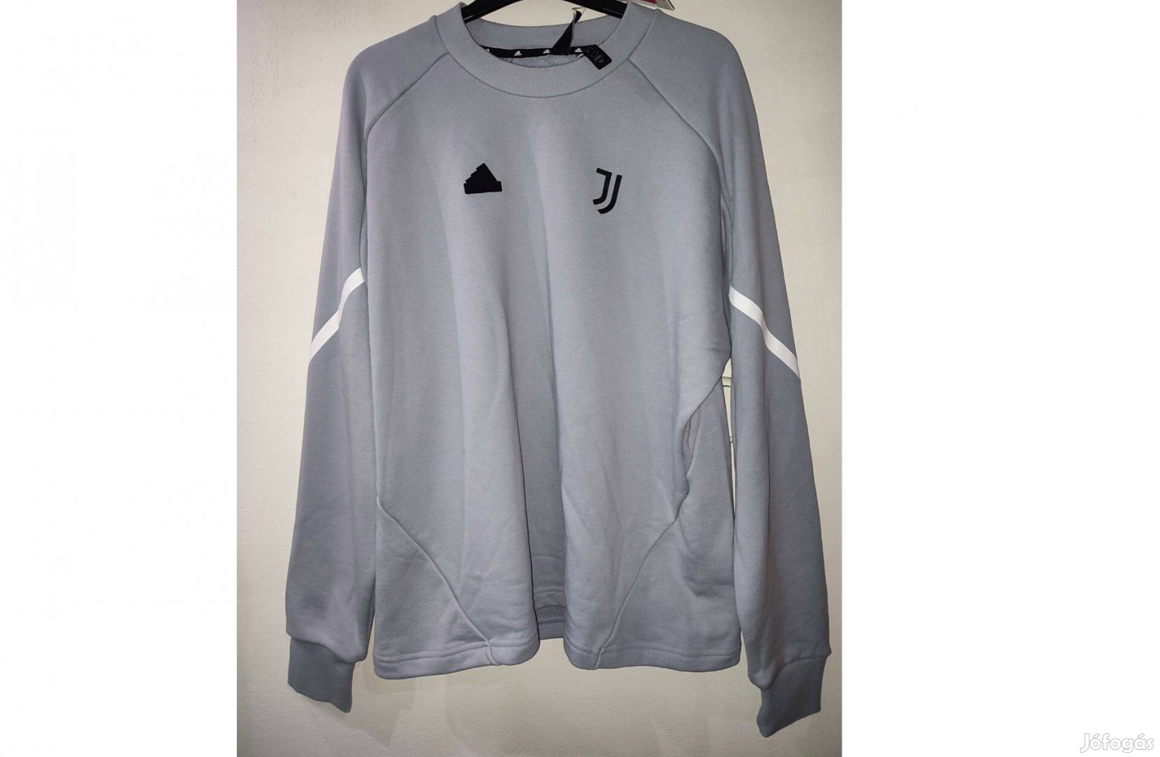 Juventus szürke eredeti adidas pulóver (M)