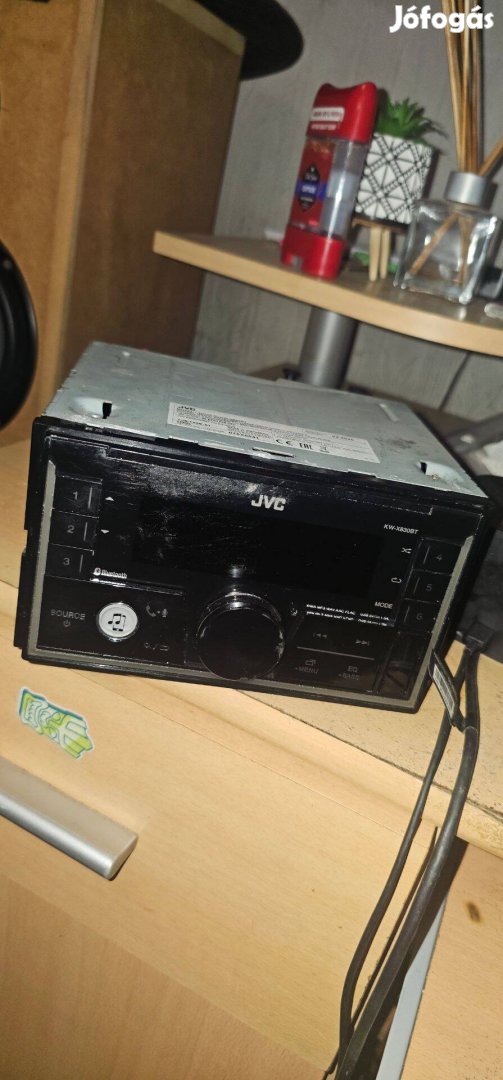 Jvc 2dines Bt-os fejegység autóba