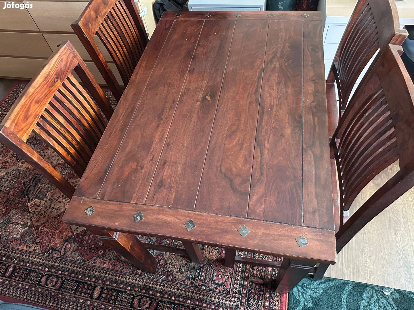 Jysk Fredericia asztal 4 székkel (80x120x76)