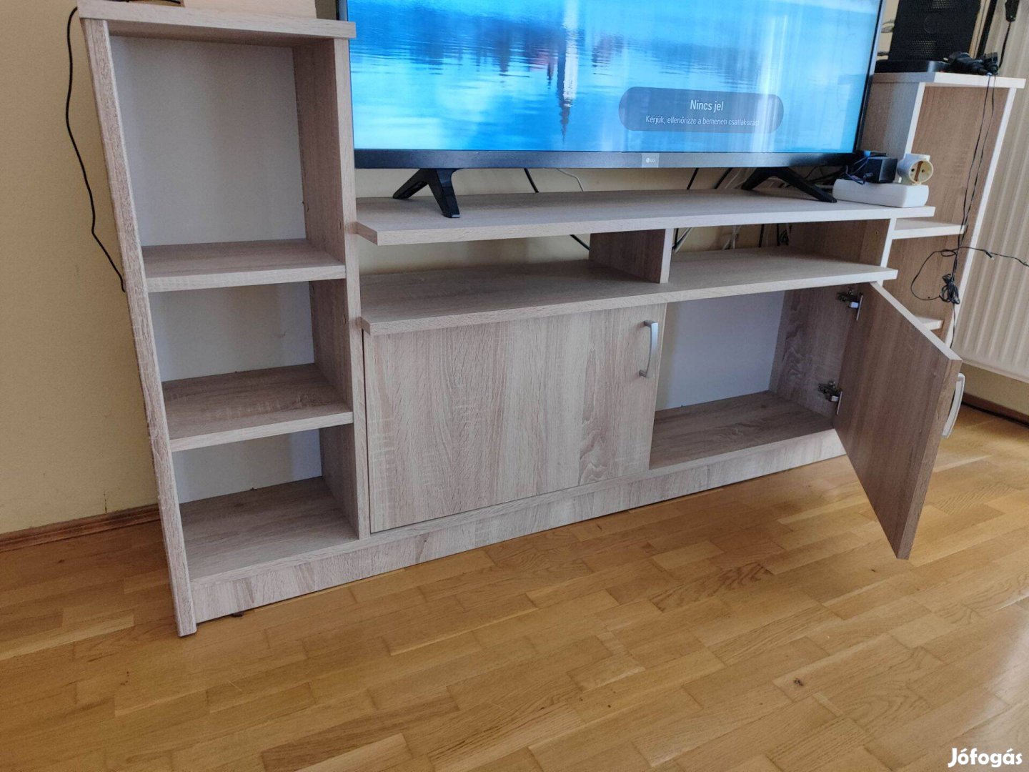 Jysk TV-állvány Evetofte világos tölgyszínű