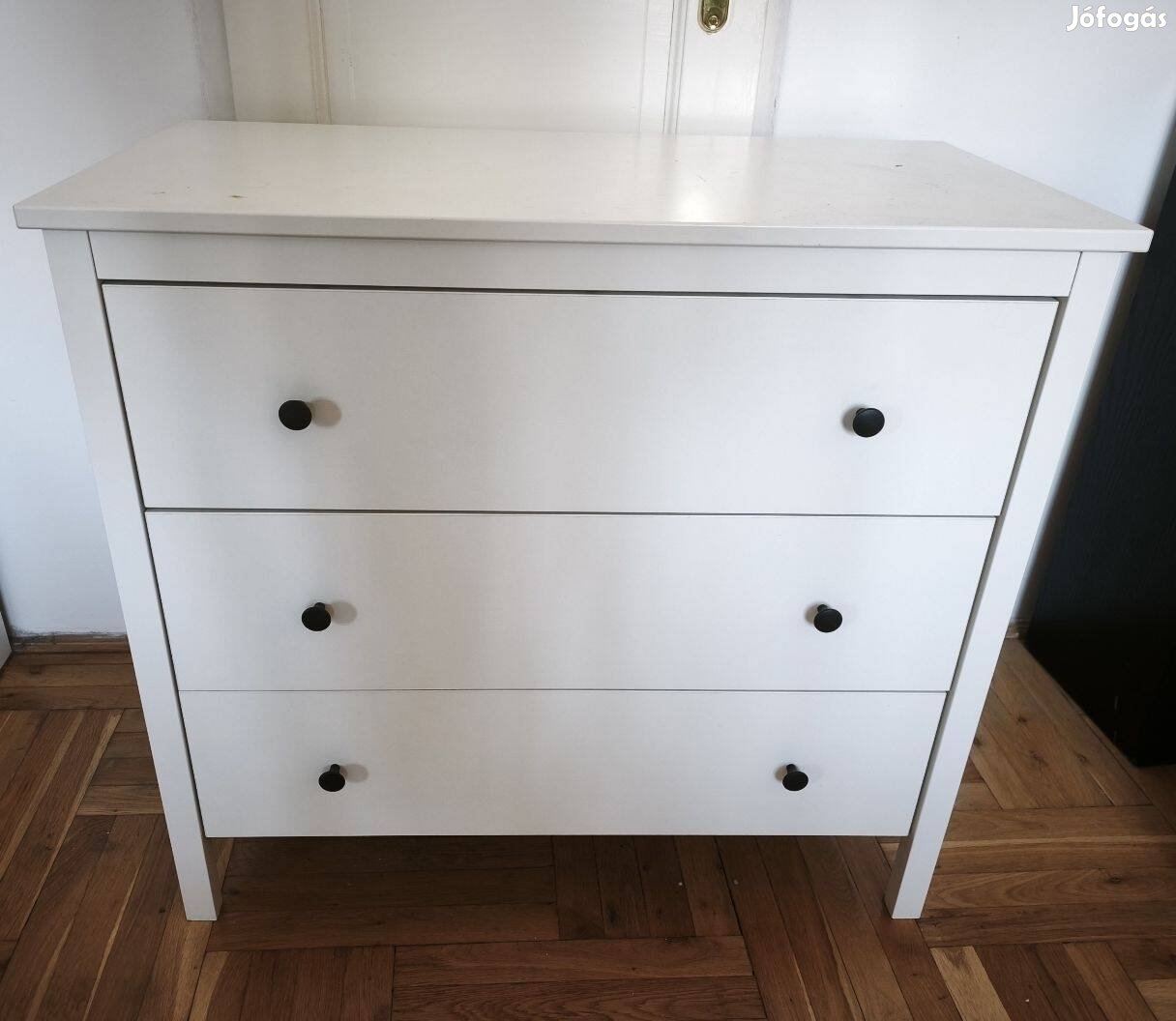 Jysk fehér fiókos komód