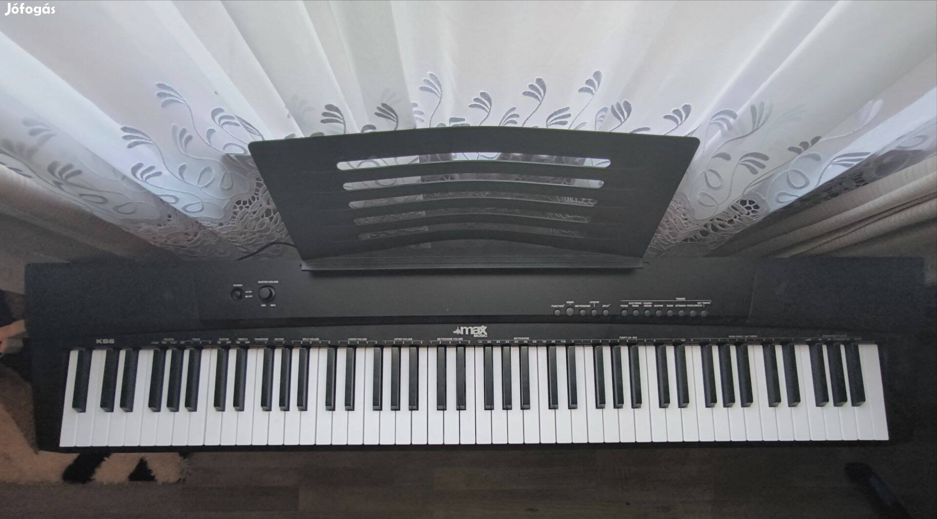 KB6W digitális zongora, 88 billentyűs +állvány
