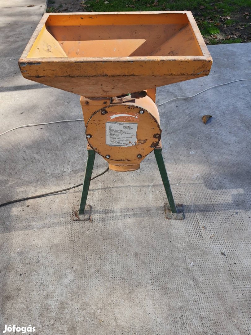 KD 160-as terménydaráló