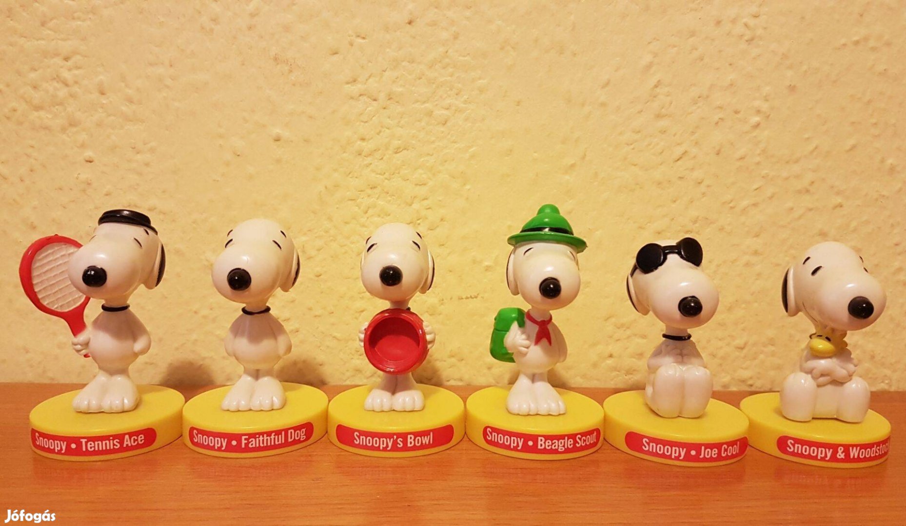 KFC Snoopy figura sorozat (teljes, 6 darabos)