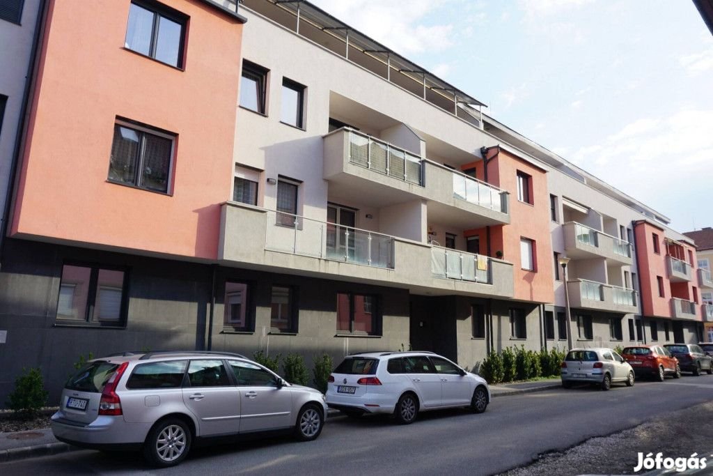 KIADÓ teremgarázs a belvárosban! - Miskolc