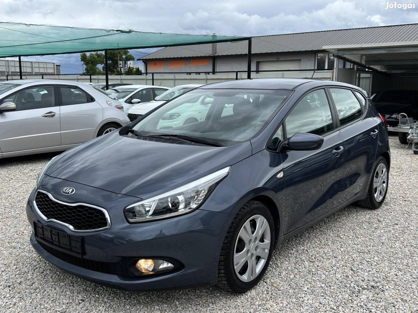 KIA CEE'D 1.4 Cvvt FIFA Prémium +Navi+Kamera+Ra...