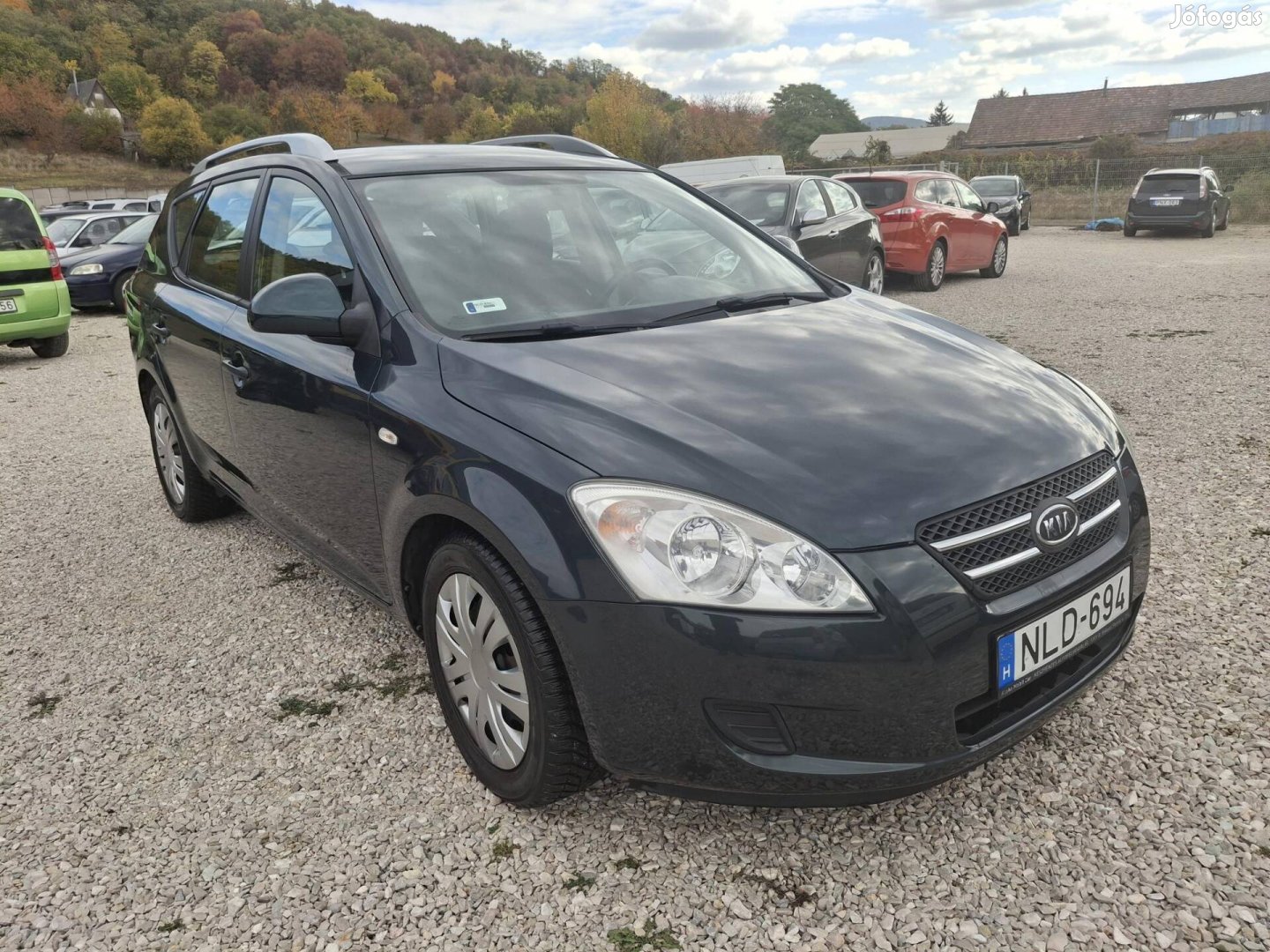 KIA CEE'D 1.4 EX Szervizelt. Szép Állapot - Év...