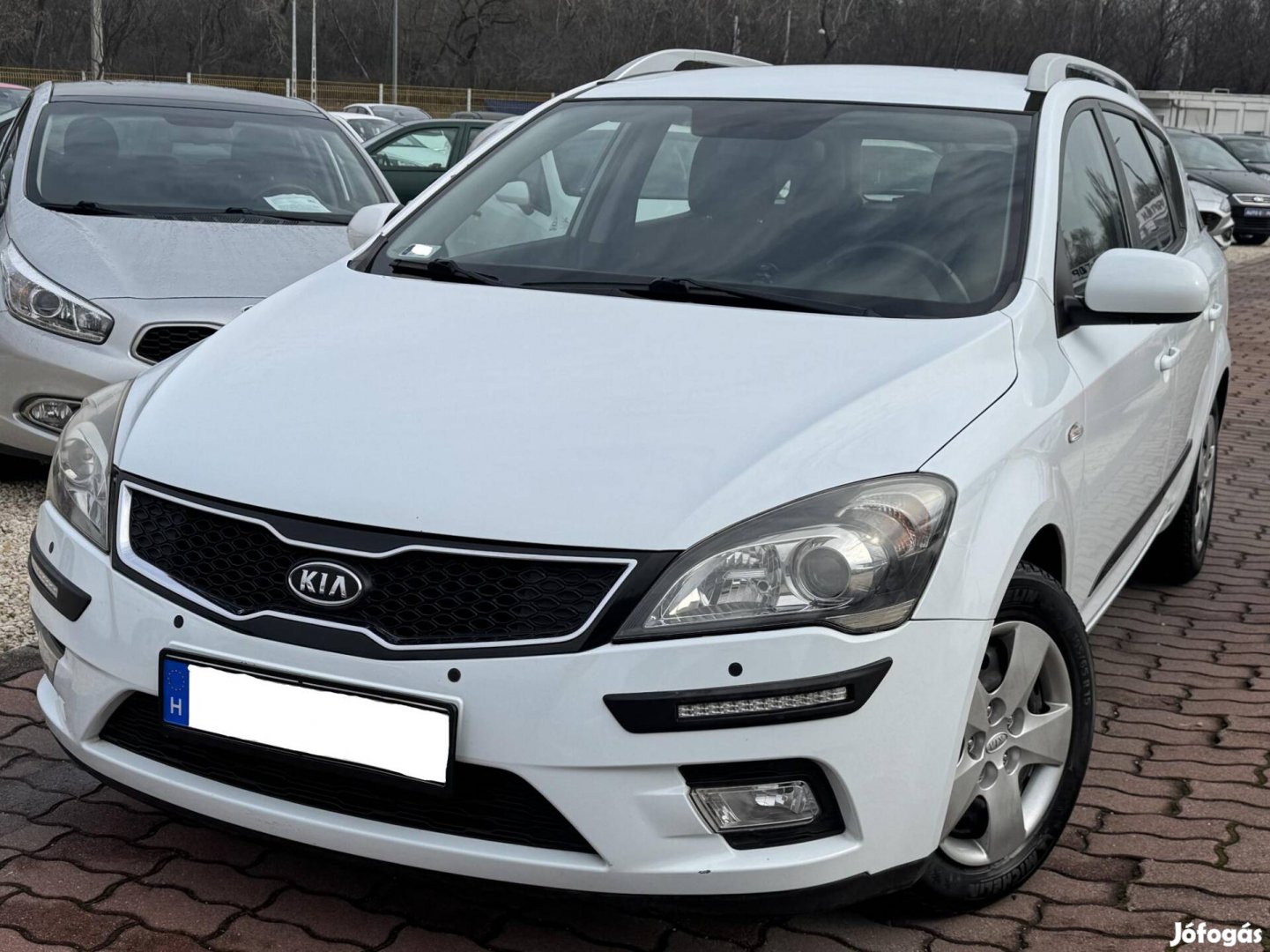 KIA CEE'D 1.4 LX Exclusive Frissen Szervízelve....