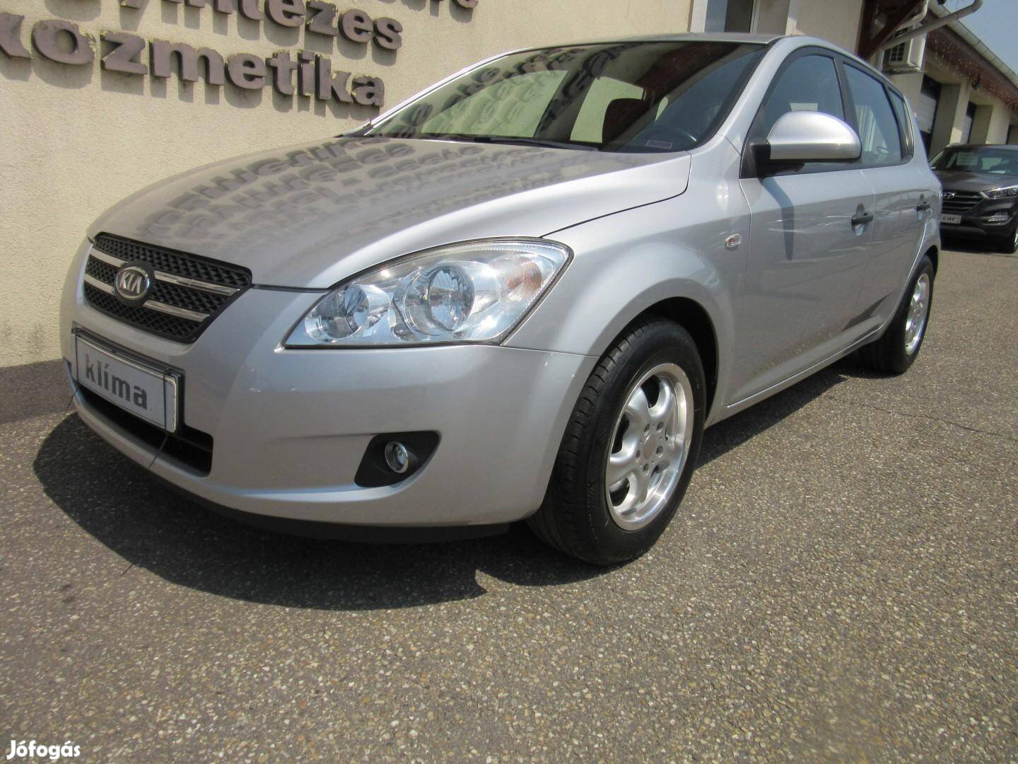 KIA CEE'D 1.4 LX Plus Klima. ABS !