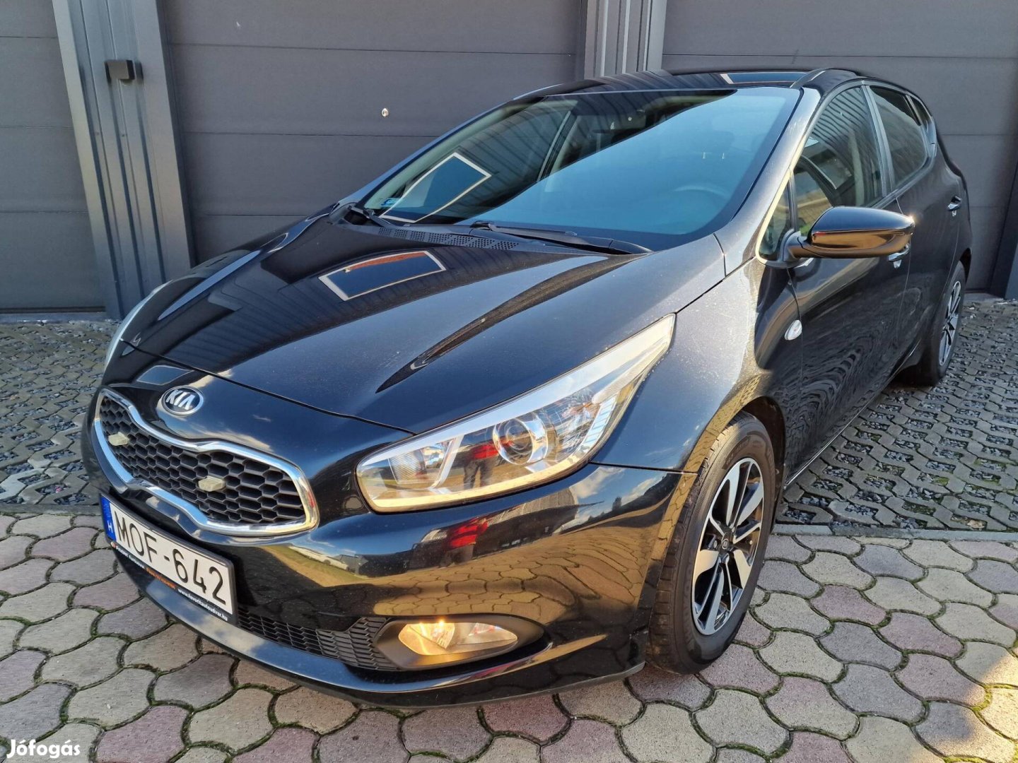 KIA CEE'D 1.6 CRDi HP EX Szép Ébenfekete.Hazai....