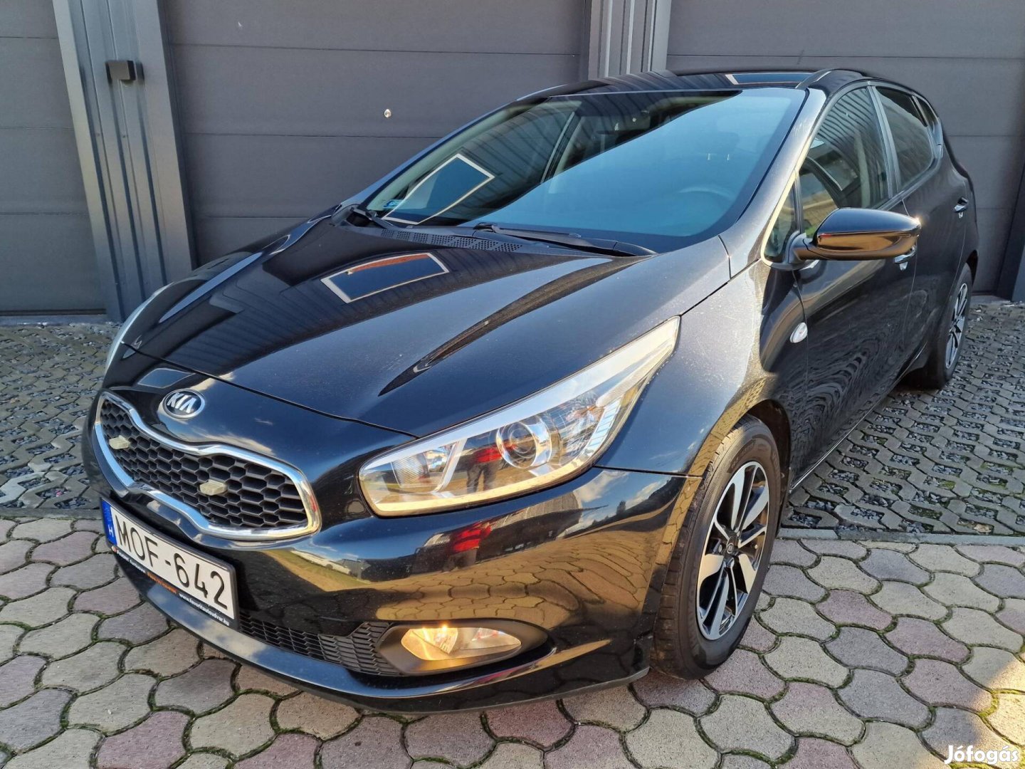 KIA CEE'D 1.6 CRDi HP EX Szép Ébenfekete.Hazai....