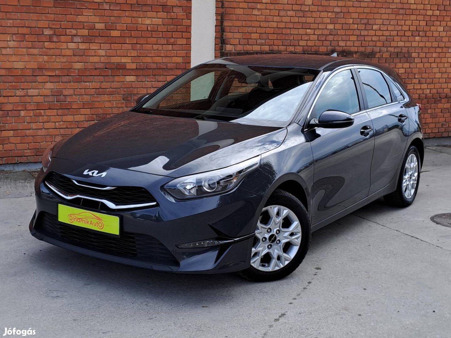 KIA CEE'D Ceed 1.6 CRDi HP Hybrid Silver Faceli...