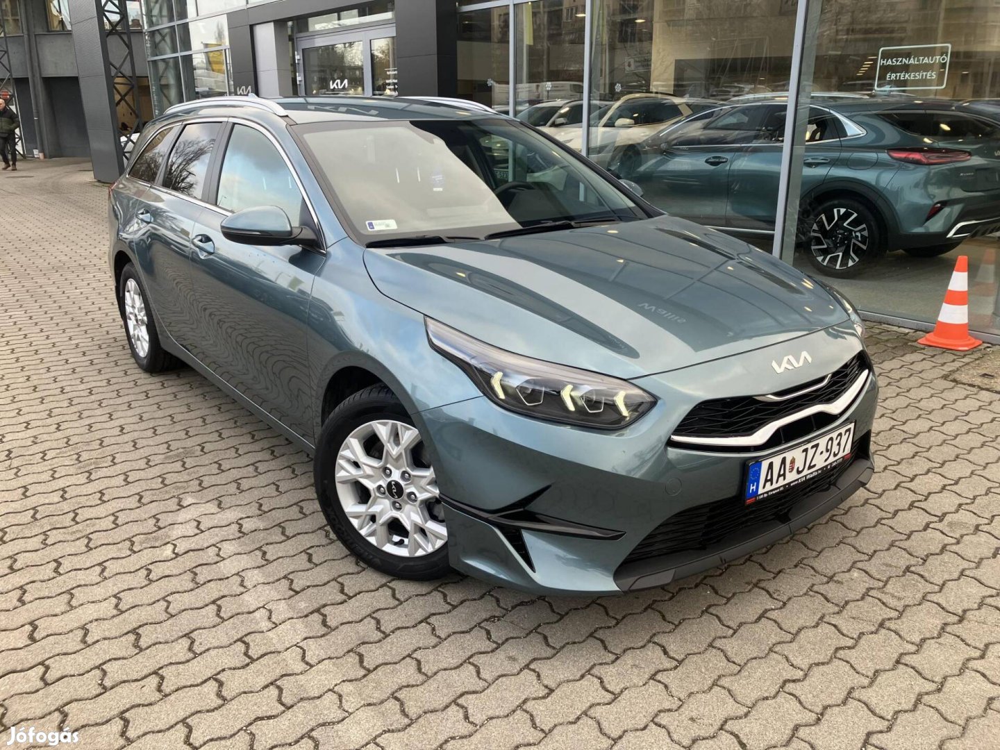 KIA CEE'D Ceed SW 1.0 T-GDI Gold Magyar. Szervi...