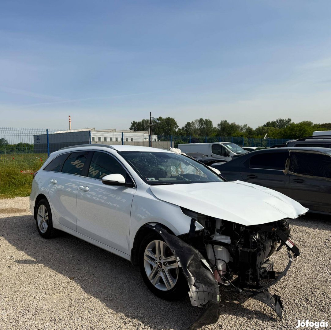 KIA CEE'D Ceed SW 1.0 T-GDI Platinum