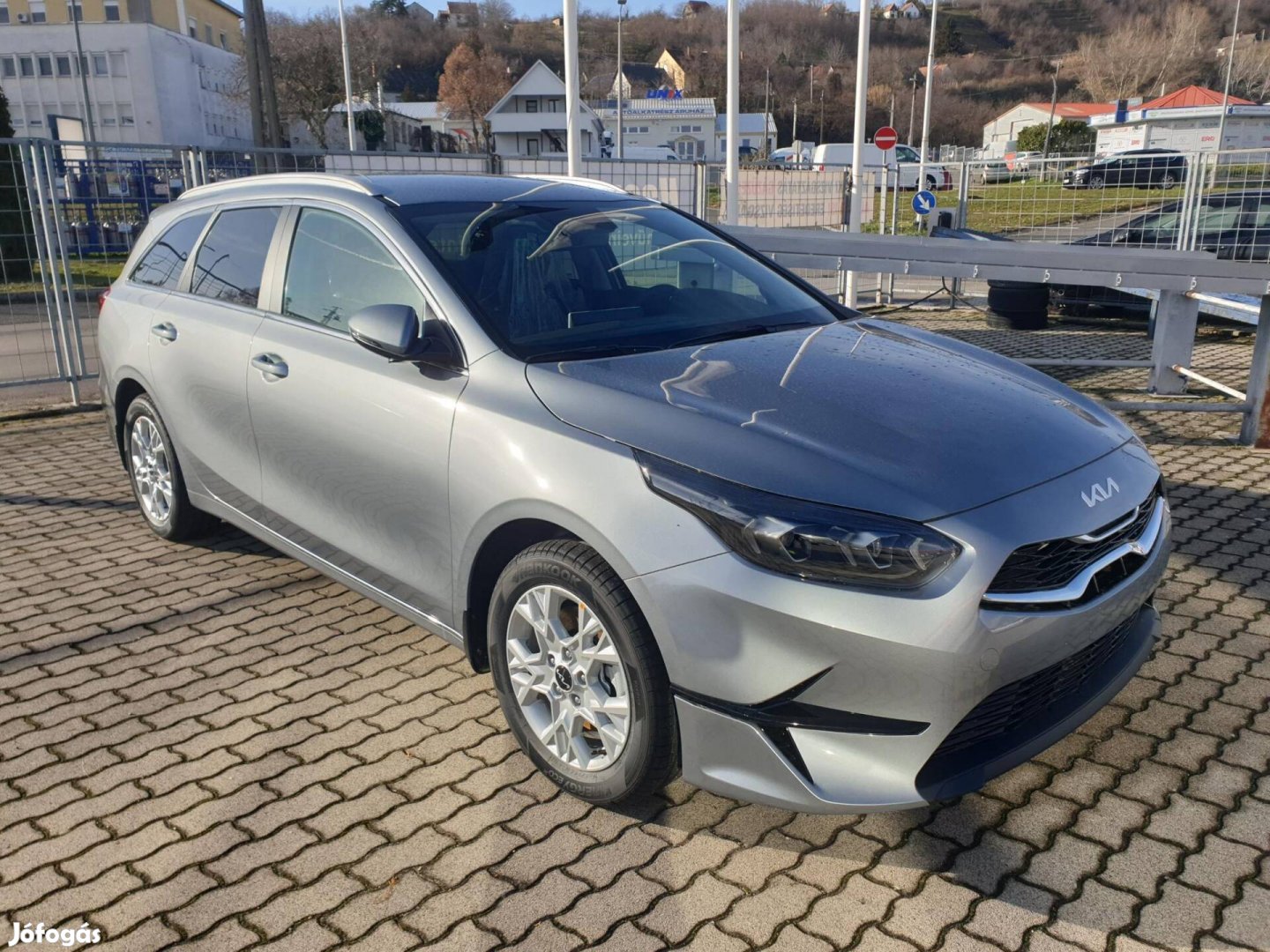 KIA CEE'D Ceed SW 1.5 T-GDI Gold készletről azo...