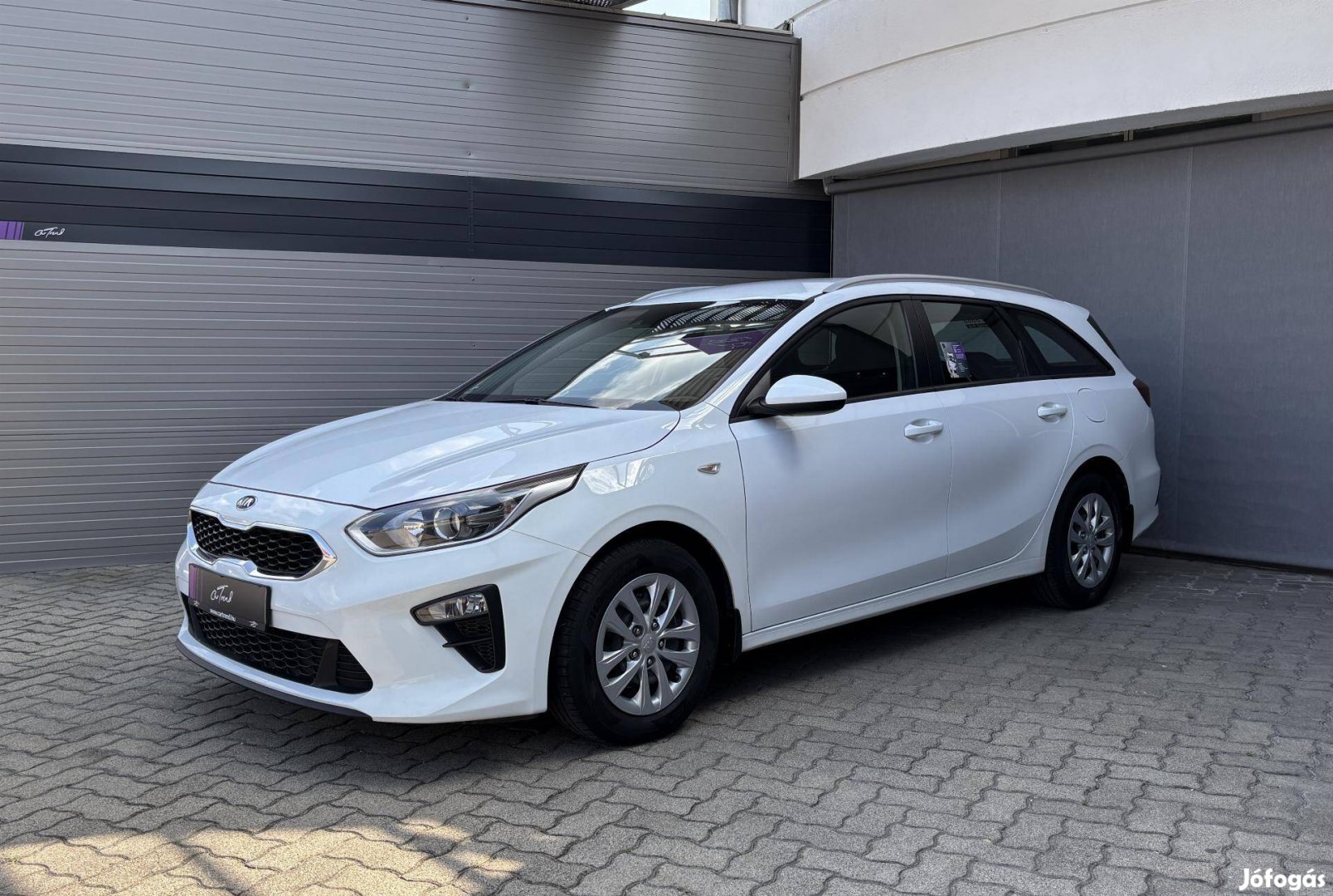 KIA CEE'D Ceed SW 1.6 CRDi HP Hybrid Bronze GAR...