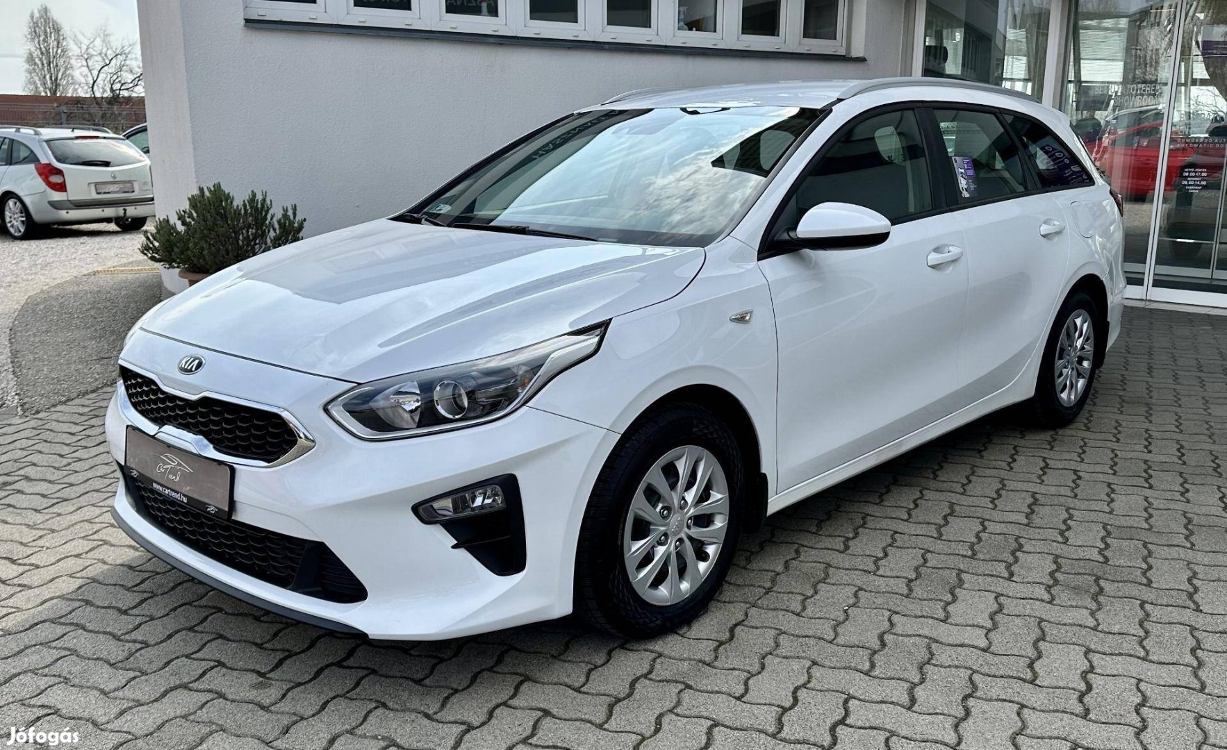 KIA CEE'D Ceed SW 1.6 CRDi HP Silver Garanciával!