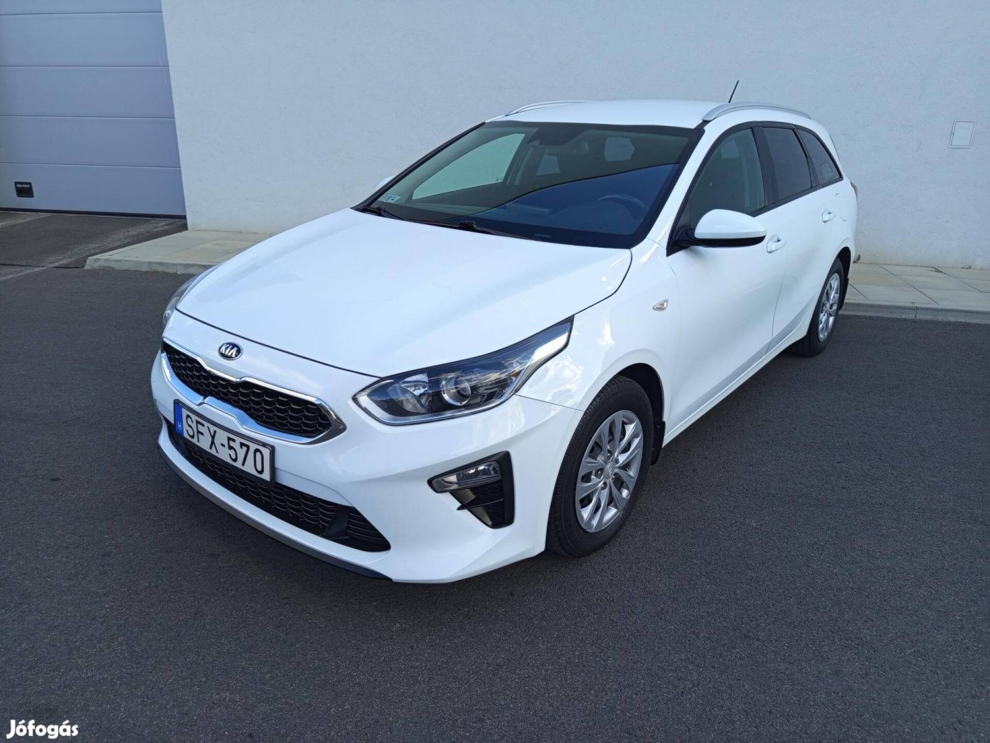 KIA CEE'D Ceed SW 1.6 CRDi LP Silver Magyaro-i....
