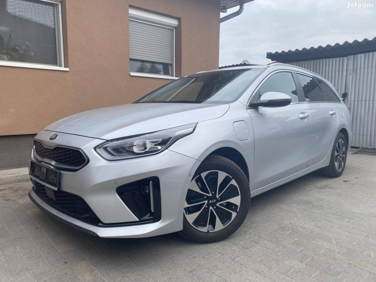KIA CEE'D Ceed SW 1.6 GDI Phev Platinum DCT Áfá...