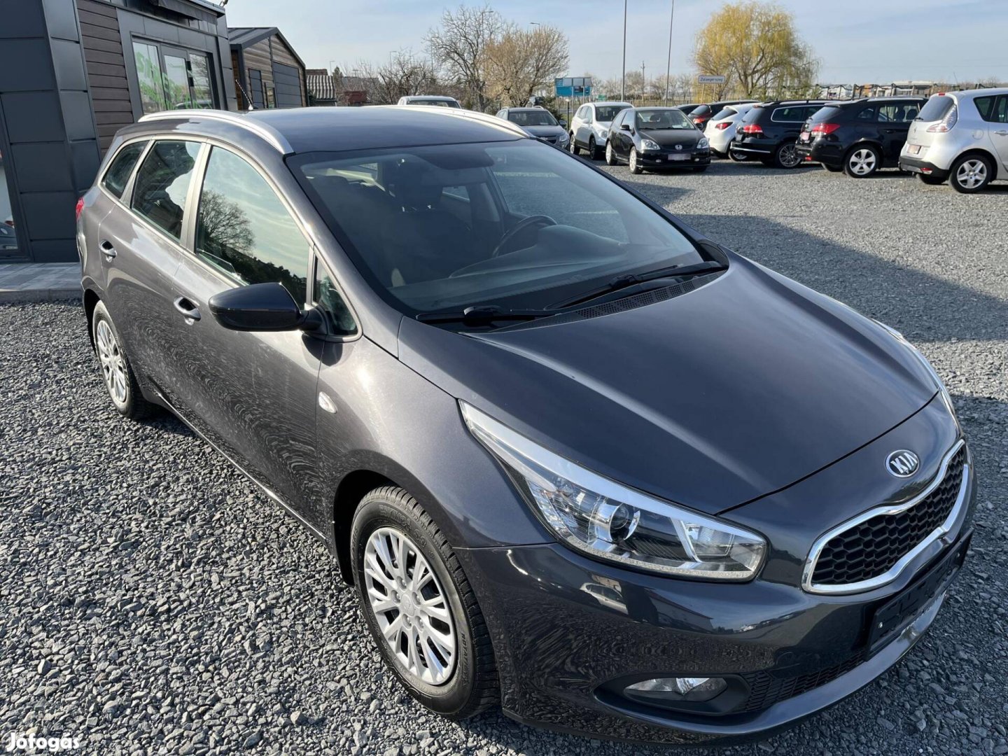 KIA CEE'D SW 1.4 Cvvt Limitált Prémium Garantál...