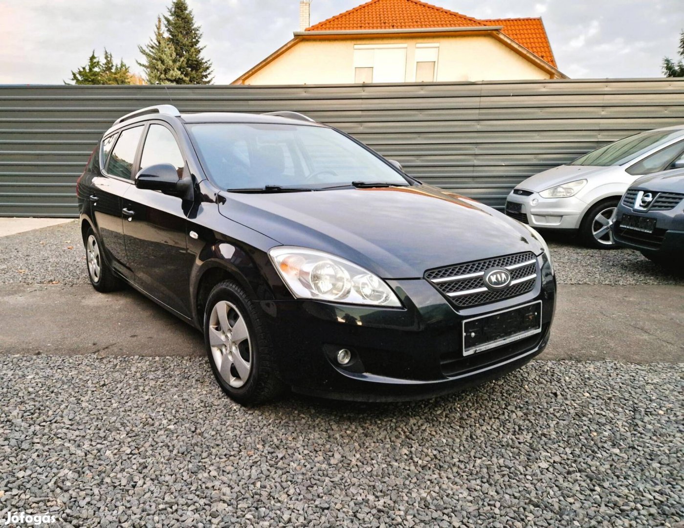 KIA CEE'D SW 1.4 EX Friss műszaki vizsga