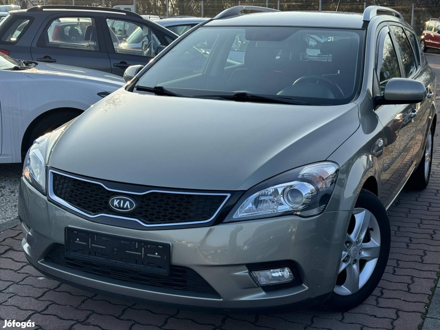 KIA CEE'D SW 1.4 LX Exclusive 141.000KM!!! Veze...