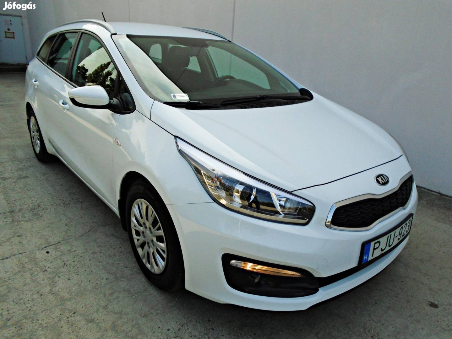 KIA CEE'D SW 1.6 CRDI EX Limited Végig Magyar-V...